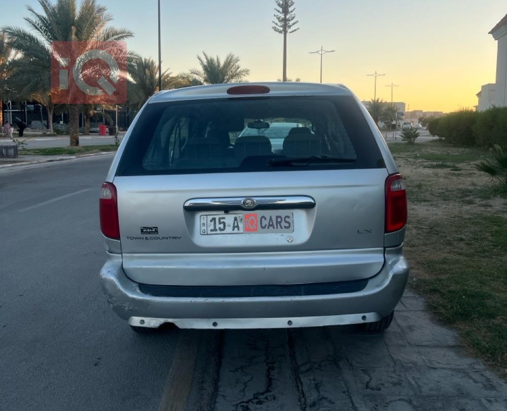 Chrysler Town and Country